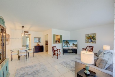 Lake Condo For Sale in Deerfield Beach, Florida