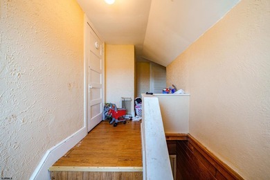 Rare Investment Opportunity! Legal duplex, Unit 1 consists of 3 - photo 11