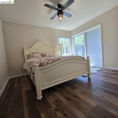 Rare Sun Valley opportunity on a level 8,480 sq. ft. lot - photo 15