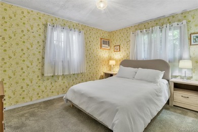 Welcome Home! Introducing this beautifully maintained, spacious - photo 17