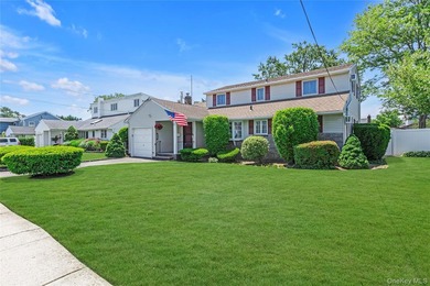 Welcome Home! Introducing this beautifully maintained, spacious - photo 23