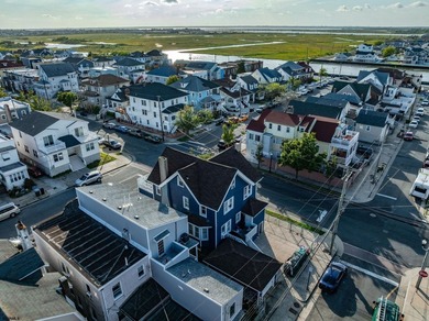 Rare Investment Opportunity! Legal duplex, Unit 1 consists of 3 - photo 47