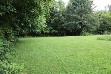 Welcome to 370 Jennings Ln! This beautiful, open, and spacious - photo 50