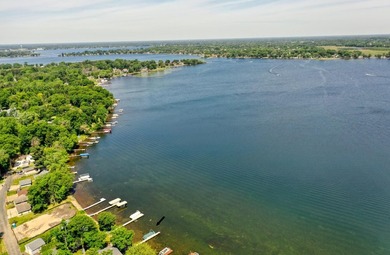 Welcome to *The SS Iverson* a totally renovated waterfront home - photo 7