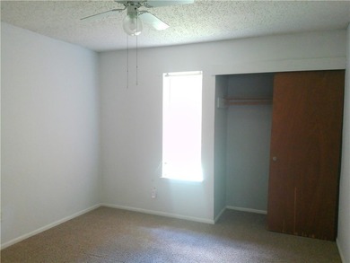 Charming 3-bedroom, 2-bath home located in the established - photo 11