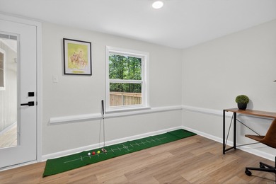 Fully Remodeled, New HVAC and Move-In Ready with a Private - photo 14