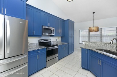 Welcome to Sherwood, where modern updates meet Florida outdoor - photo 14