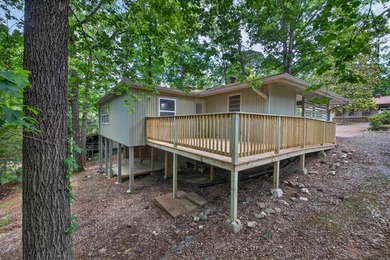 Fully Remodeled, New HVAC and Move-In Ready with a Private - photo 27