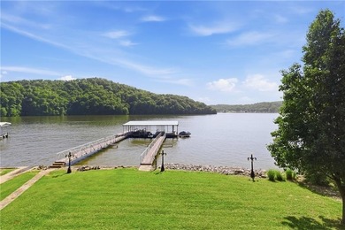 Experience the ultimate Lake of the Ozarks lifestyle at this - photo 40