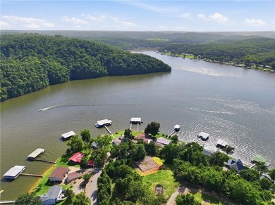 Experience the ultimate Lake of the Ozarks lifestyle at this - photo 48