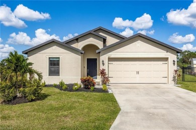 (private lake, pond, creek) Home For Sale in Lehigh Acres Florida