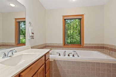 Move-in ready 3-bed, 3-bath ranch on a private, heavily wooded 1 - photo 18