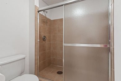 Move-in ready 3-bed, 3-bath ranch on a private, heavily wooded 1 - photo 30