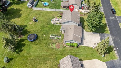 Come check out this beautiful 2-story home in the desirable Town - photo 36