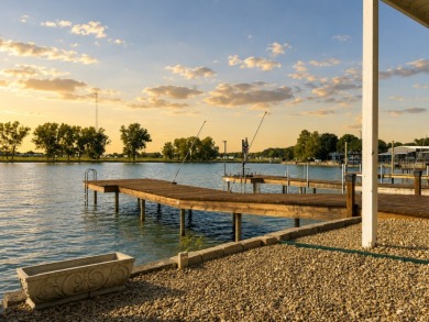 Waterfront RV Lot w/private dock & Awning! - photo 22