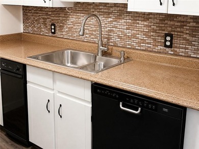 Imagine coming home to this beautifully maintained and updated - photo 11