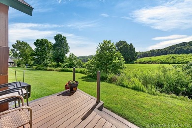 Stunning Cottage Overlooking the 16th Fairway! From peaceful - photo 26