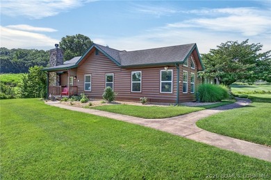 Stunning Cottage Overlooking the 16th Fairway! From peaceful - photo 35