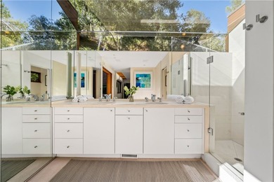 Discover this stunning modern residence designed by renowned - photo 35