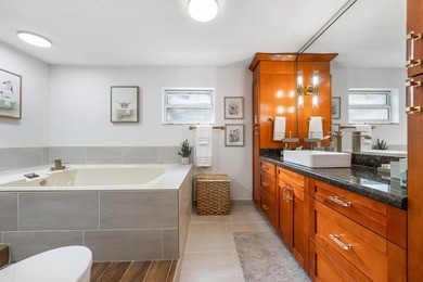 Tropical oasis in the heart of it all! This one-of-a-kind - photo 44