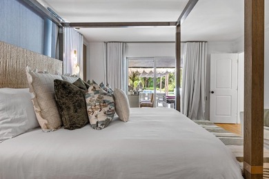 Tropical oasis in the heart of it all! This one-of-a-kind - photo 50