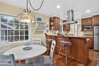 Welcome to this beautifully maintained 1918 Craftsman Bungalow - photo 13