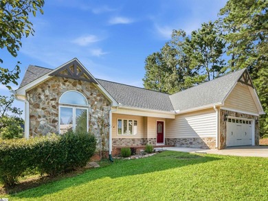 Welcome to 103 Fair Haven Ct in Seneca, SC. This 5-bedroom, 3 - photo 1