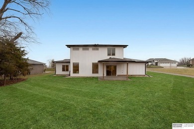 Complete and Move-In Ready! Presenting Gateway Custom Homes' - photo 28