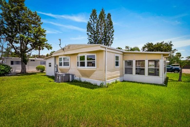 Welcome to this well-appointed two-bedroom, two-bathroom mobile - photo 36