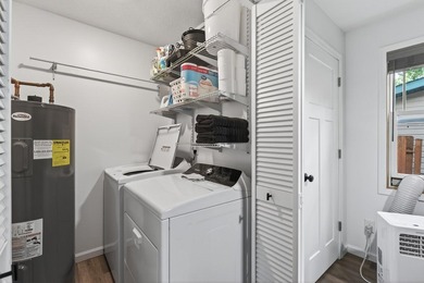 Welcome to this beautifully remodeled 1-bedroom, 1-bath home - photo 15