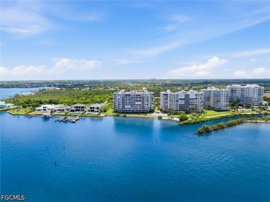 Perched on the eighth floor of The Shores I, within the - photo 37
