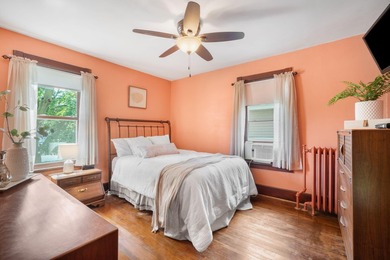 Welcome home to this charming & meticulously maintained - photo 11