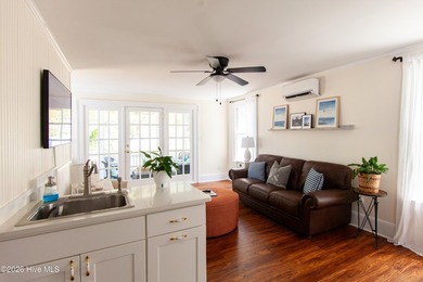 Historic Charm and Downtown New Bern Living! Historic home built - photo 13