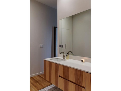 Bespoke. Elevated. Unexpected. The kind of urban residence that - photo 31