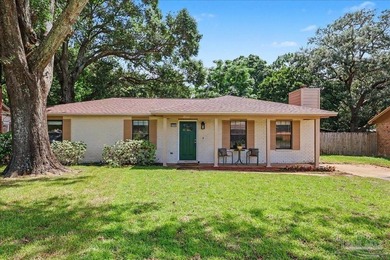 Welcome to this beautifully updated 3-bedroom, 2-bath brick home - photo 2
