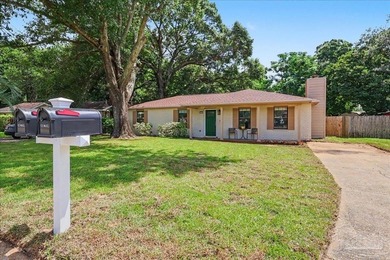 Welcome to this beautifully updated 3-bedroom, 2-bath brick home - photo 3