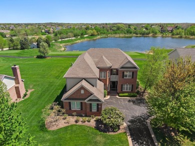 Lake Home For Sale in Hawthorn Woods, Illinois