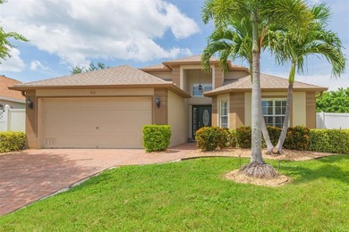 Move-In Ready St. Petersburg Home with Resort-Style Amenities - photo 3