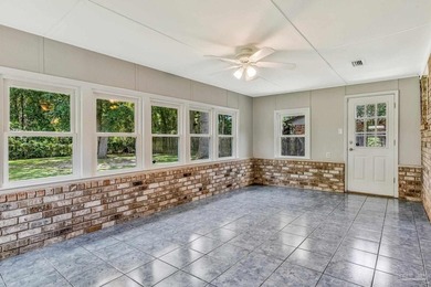 Welcome to this centrally located Pace home featuring 3 bedrooms - photo 3