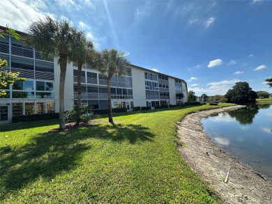 Lake Condo Sale Pending in Coconut Creek, Florida