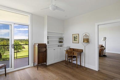Luxury Cordova Bay home in a  PREMIUM LOCATION, overlooking one - photo 22