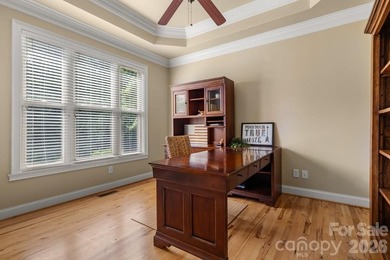 Beautiful full brick home nestled on a quiet cul-de-sac in a - photo 8