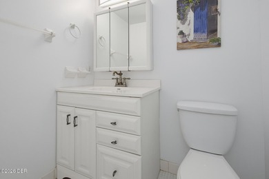 Welcome to affordable coastal living at its finest! This move-in - photo 22