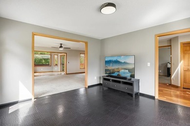 Welcome to your own private retreat on 3.1 scenic acres. This - photo 22