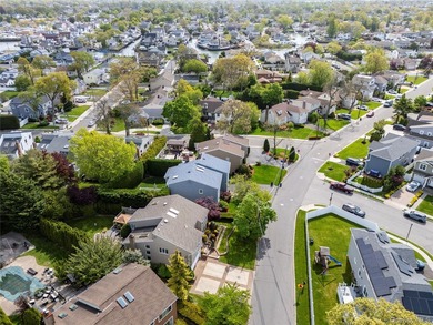 Welcome to 3379 Harold Street, a stunning 4-bedroom, 2 - photo 40