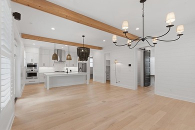 Discover an extraordinary retreat in the exclusive gated enclave - photo 6