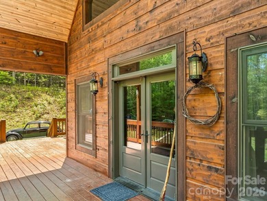 Stunning mountain retreat on 15.75 acres, this secluded - photo 7