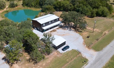 Lake Home For Sale in Ardmore, Oklahoma