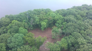 Beautiful lakefront property on SWEPCO Lake offering the perfect - photo 12