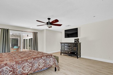 New Listing! Well-maintained 3-bedroom, 2-bath home on over an - photo 20